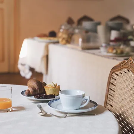 Hotel Relais Il Borgo Cioccaro Di Penango