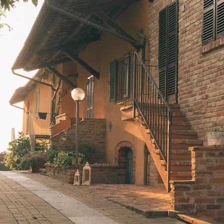 ホテル Relais Il Borgo Cioccaro Di Penango
