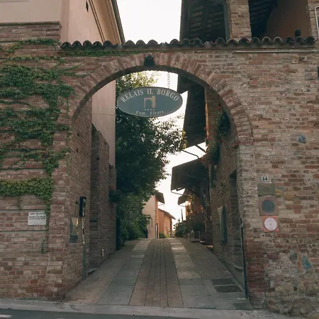Relais Il Borgo 4* Cioccaro Di Penango